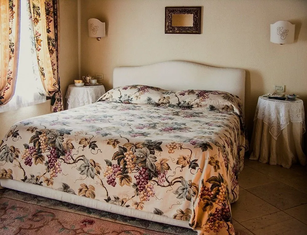 Casa di campagna Locanda La Corte Dei Galli Carre