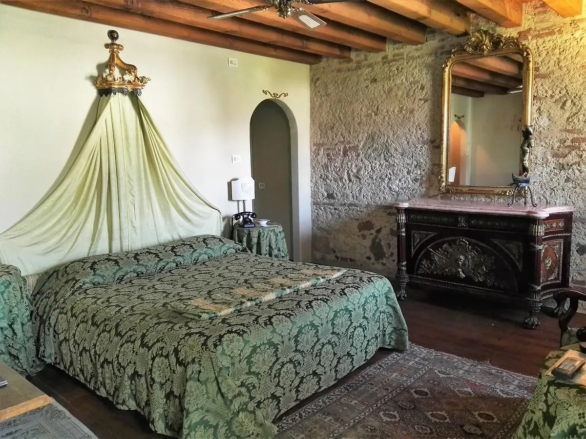 Locanda La Corte Dei Galli Carre Italia